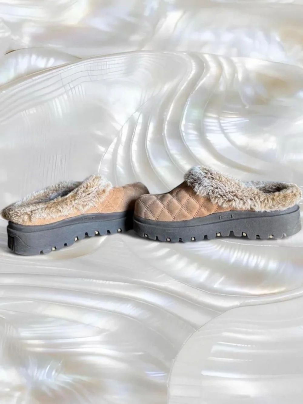 Y2K Skechers Shindig Fortress Jammers